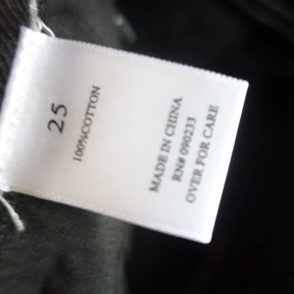 NWT $69 FORMULA 1 x PACSUN Black Raceway ‘90’s Boyfriend Cargo Jeans Sz 25 - Picture 10 of 11